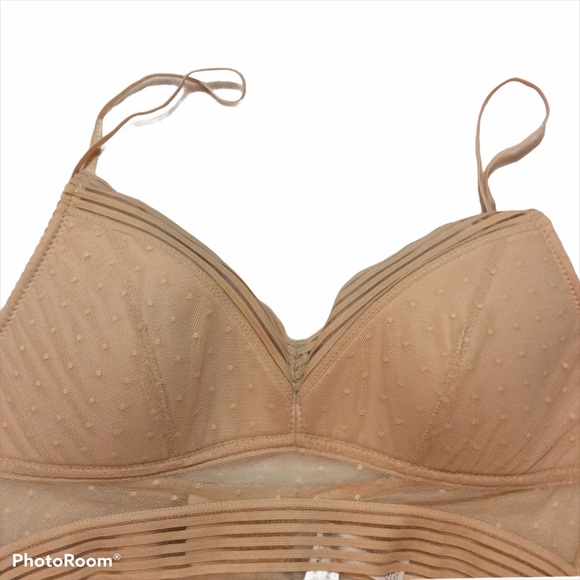 NUDE CUTE BRALETTE - Picture 1 of 12